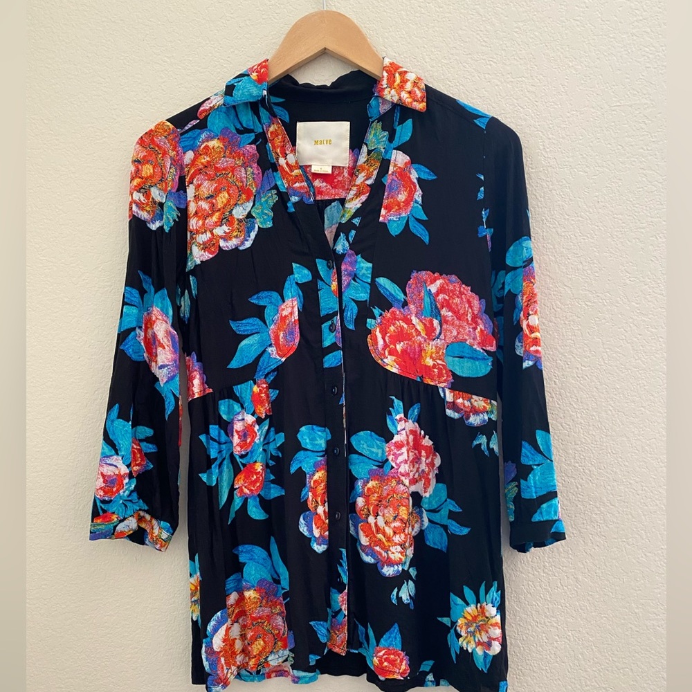 Maeve floral button up size 6.